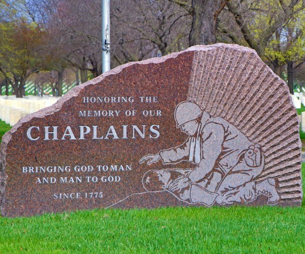 memorial to chaplains in the land of ten thousand lakes state of the united states 