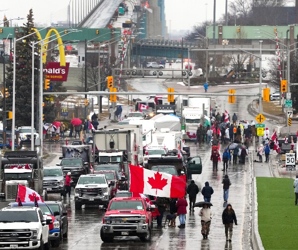 Canadian Judge Orders End to Blockade at Border Bridge