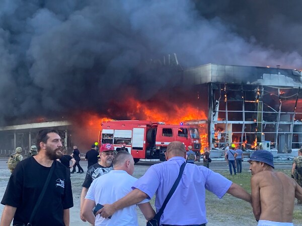 'It Was Hell,' Survivors Say of Russian Missile Strike on Ukraine Mall