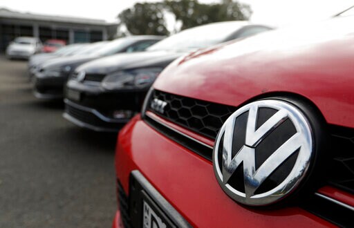 Germany: Volkswagen Bosses Charged with Market Manipulation
