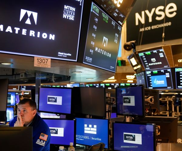 Stocks Surge on Wall Street; UK Tax Retreat Welcomed