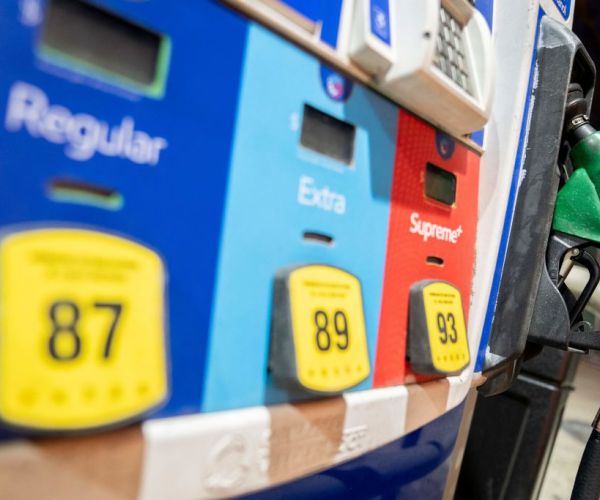 Americans Now Getting Gas in Mexico