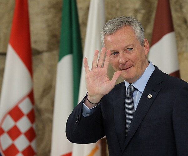 Report: EU Could Compensate Firms Hit by U.S. Sanctions Over Iran 