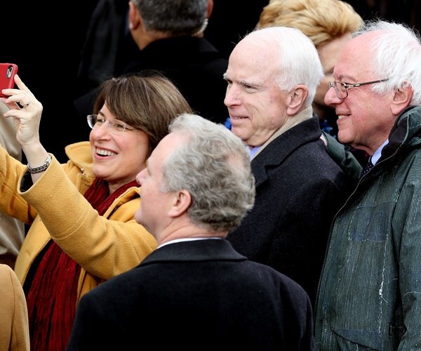 Klobuchar: McCain Was a Mentor Who Had 'Women Out Front'
