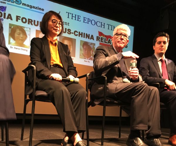 John Batchelor on stage at Talk Media Forum on US-China Relations