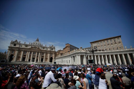 Chile Victims of Clergy Sex Abuse Praise Talks with Pope