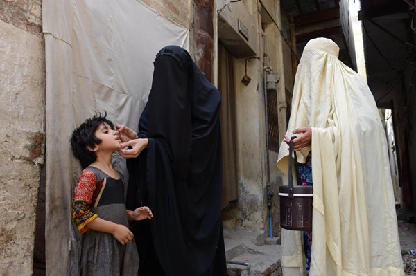 Pakistan Refugee Crisis Creates Polio Challenge