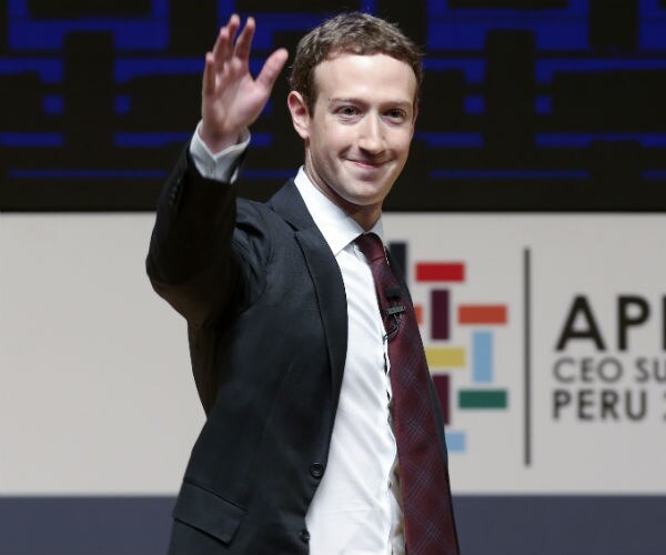 Report: Facebook's Zuckerberg Has Political Ambitions