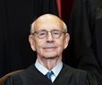 Dershowitz Slams Hard Left For Pressuring Justice Breyer to Quit
