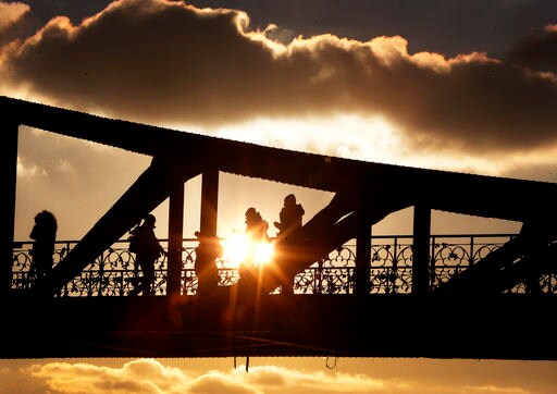 Inflation Up, Economy Better, but ECB to Continue Stimulus