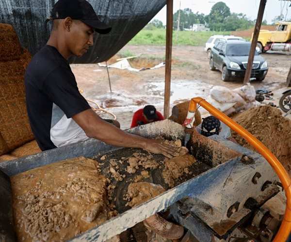 US Allows Limited Venezuelan Gold Imports