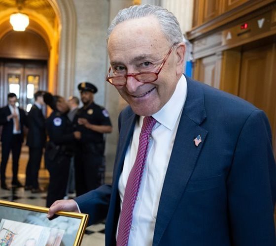 Schumer Concerned About Fed Rates on Economy 
