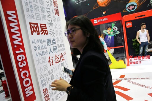 China Clamps Down on Online News with New Security Rules