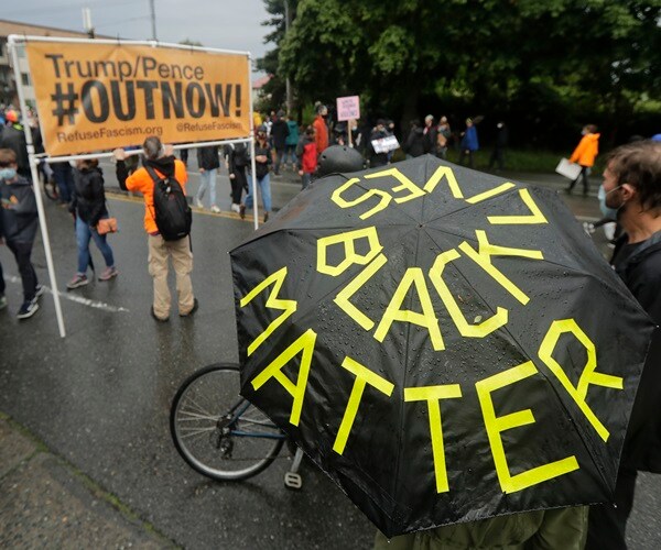 Fox News Removes Altered Photos of Seattle Protest Zone