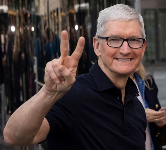 Tim Cook: Apple 'Being Very Deliberate' on Hiring