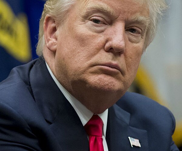 Trump Strikes Optimistic Tone on Economy