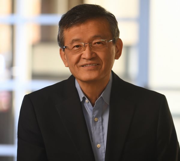 Intel's New CEO Plots Manufacturing, AI Overhaul