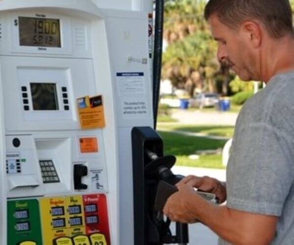 Walmart  Offers 10 Cent Gas Discount