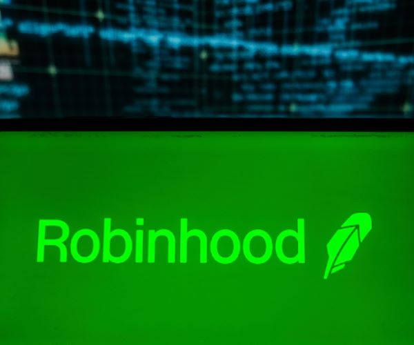 Robinhood Takes on Retirement in Search for More Growth
