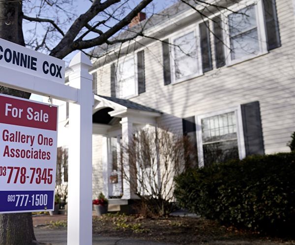 Single-Family Housing Starts, Building Permits Fell in April