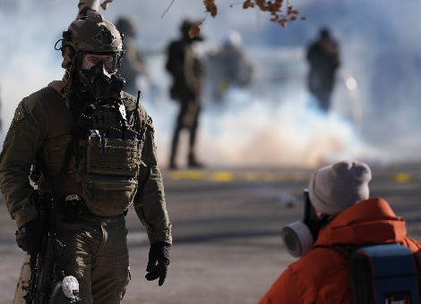 Sen. Paul Calls 3 DHS Chiefs to Testify After Minneapolis Shooting