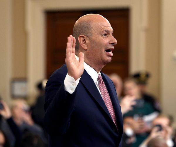 White House Pushes Back on Sondland's Quid Pro Quo Claim