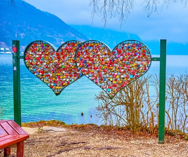 'Love Island' Star Fired Amid Allegations of Porn Past 