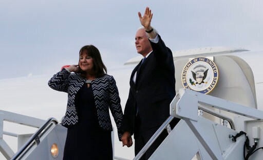 Pence Stops in Ecuador to Talk Trade, Venezuela Crisis