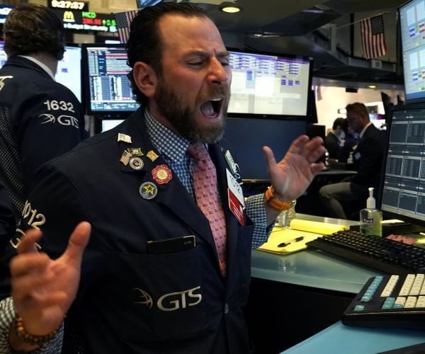 NYSE trader