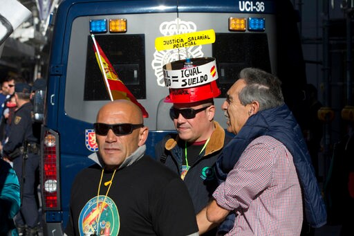 Spanish Police Protest in Madrid to Demand Better Pay