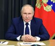 Putin Signs Law Aimed at Crushing Russian Opposition