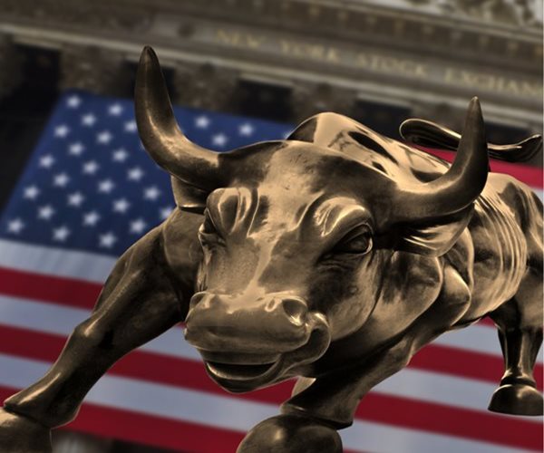 S&P 500 to End 2023 Up 17%: Market Strategist Poll