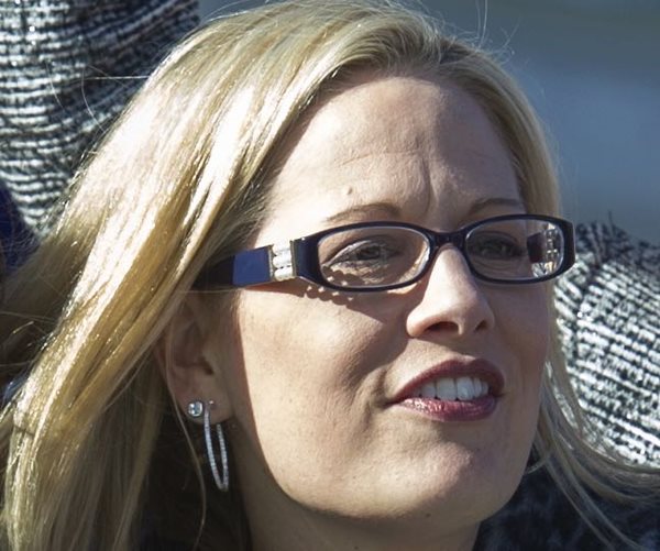 Dem Ariz. Rep. Sinema 'Seriously Considering' Challenging Sen. Flake