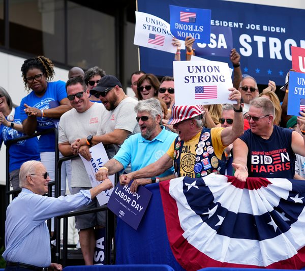 Biden on UAW: 'I'm Not Worried About a Strike'