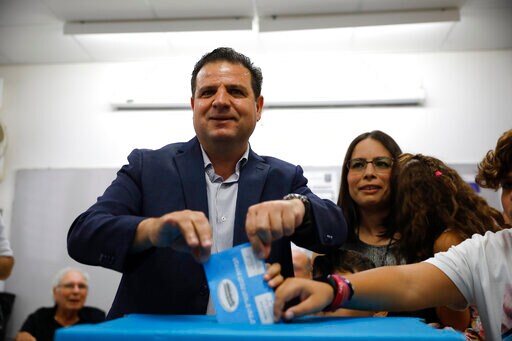 Israel's Arabs Poised to gain New Voice after Tight Election