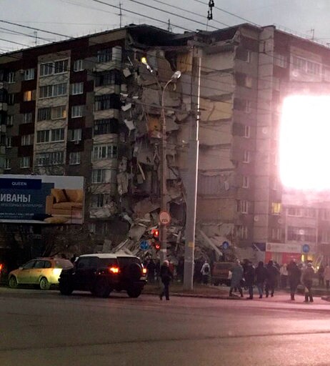 3 Killed as Apartment Building Collapses in Russia