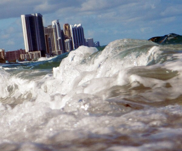 Top Geologist: Rising Sea Levels Threaten US Coast
