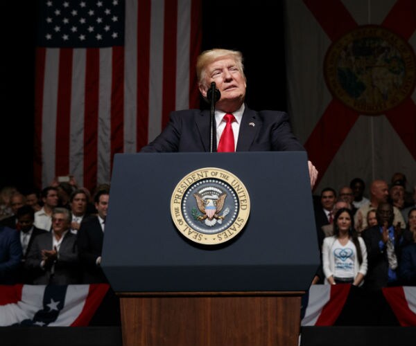 Trump Hails Kohl as Friend, Ally, EU Advocate