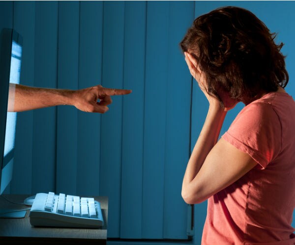 Social Media Can Hinder Personal Growth