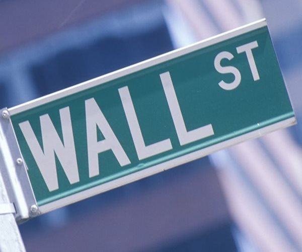 Dow Closes 400 Lower as Iran Conflict Fans Inflation Fears