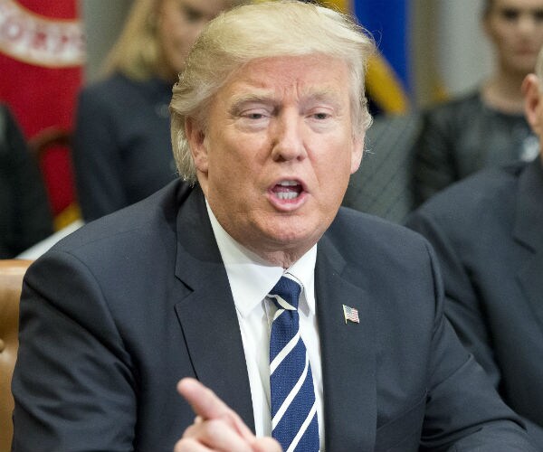 Trump Signs Executive Order For Review of Federal Role in Education