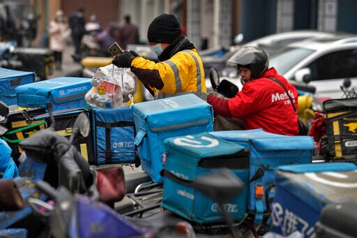 Deaths, Self-immolation Draw Scrutiny on China Tech Giants