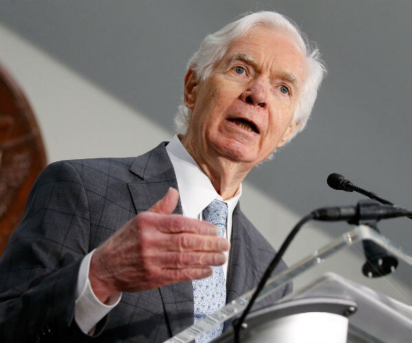 GOP Sen. Thad Cochran Says He Will Resign on April 1