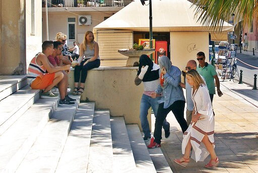 1 Man Jailed, 2 Released on Bail in Tourist Beating Death