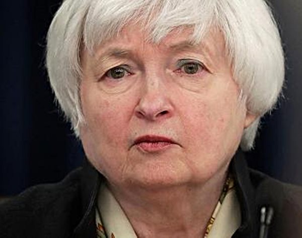 Fed's Yellen Aims to Let 'Healthy' Economy Chug Along
