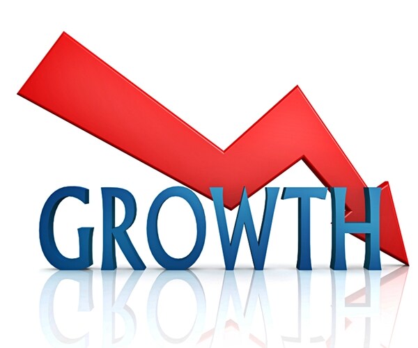 red arrow pointing down with word growth in blue capital letters
