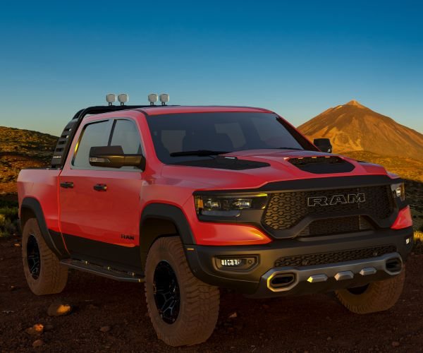 Chrysler Recalling 280,000 Heavy-Duty Trucks for Fire Risks