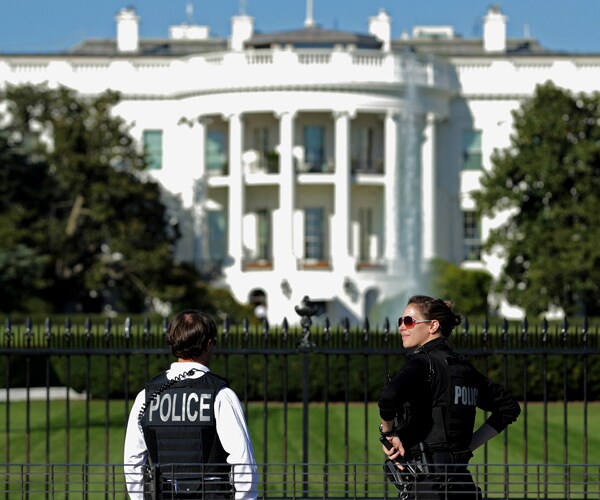 White House Locked Down After Suspicious Package Report