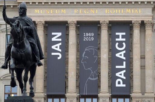 Czechs Honor Student Who Wanted Self-immolation to Inspire