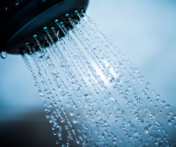 Russia Urges Showers in Pairs as Water Demand Tapped